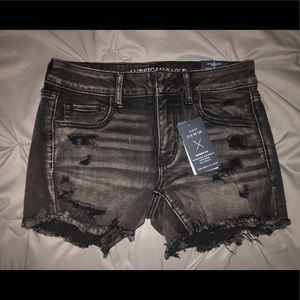 American Eagle midi black denim shorts size 8 BNWT